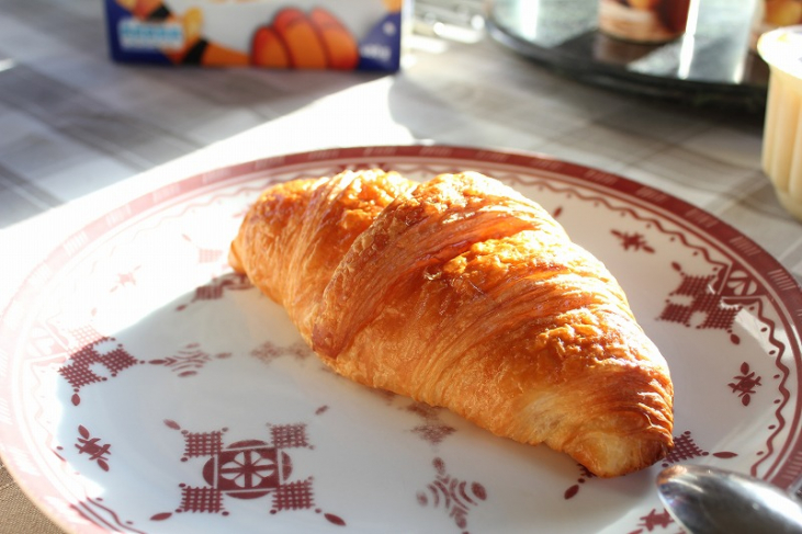 パリジャンの朝食 ～週末編～「特別な日の朝食パン」クロワッサン