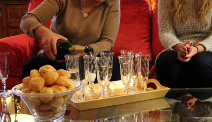 フランス生活から教わった「和気あいあいと愉しむ食事」