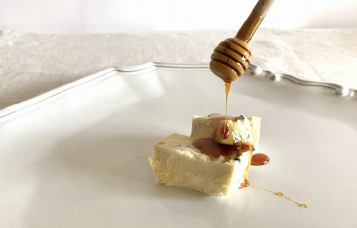 今月のMiel "" シャテニエ(栗の花）” ハチミツ