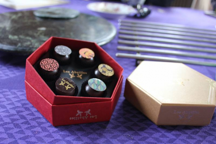 【ハチミツ】「レザベイユ・ショコラ」のはじまり（中編）～６つのハチミツが、ひと箱になるまで ～