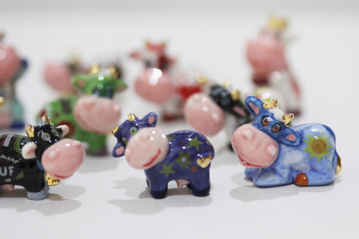 フェーヴ『表情豊かな牛』(10ピース）PRIME社製