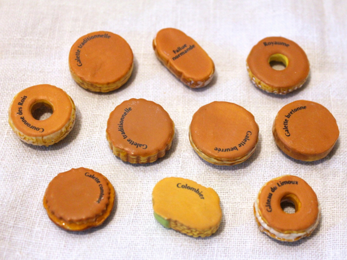 フェーヴ『ガレット・デ・ロワ』(10ピース）Alcara社製