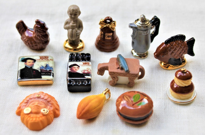 フェーヴ『ショコラの歴史』(12ピース)PRIME社製