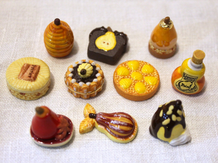 フェーヴ『王様の果物「洋梨」』（10ピース）Alcara社製