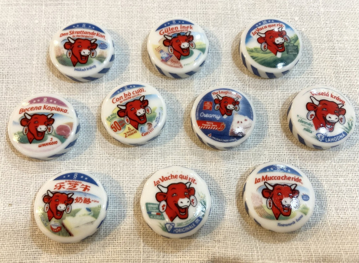 フェーヴ『世界のVache qui rit （ヴァッシュキリ）』（10ピース）PRIME社製